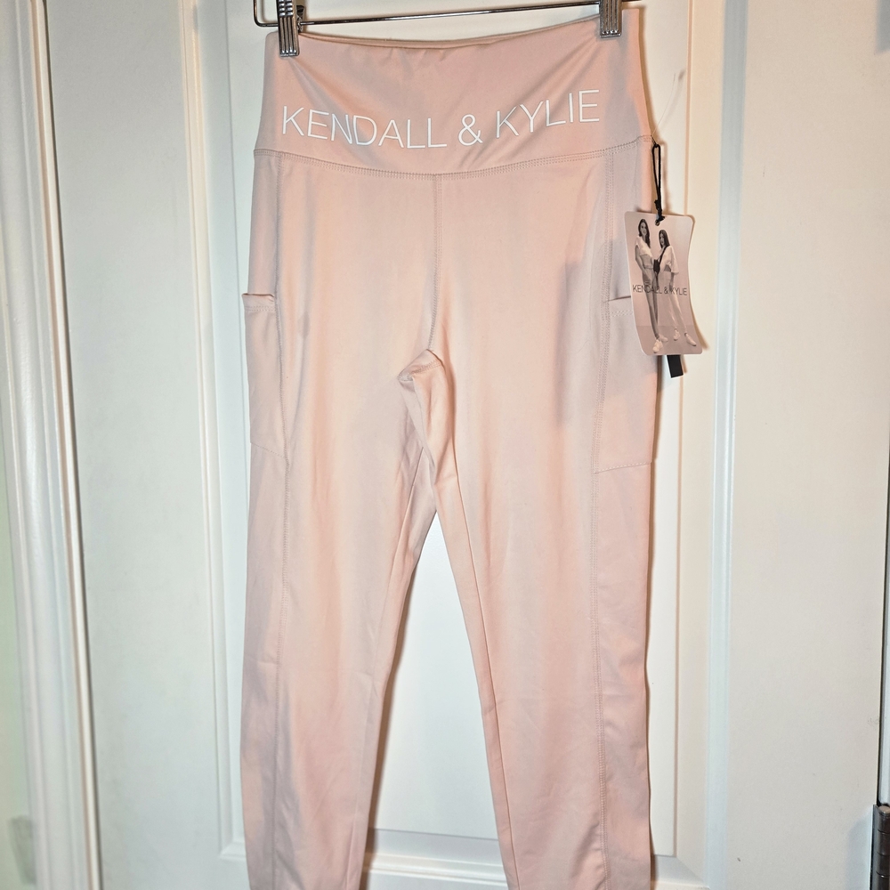 NWT Kendall & Kylie Pink Leggings